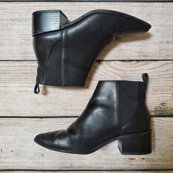 zara leather chelsea ankle boots